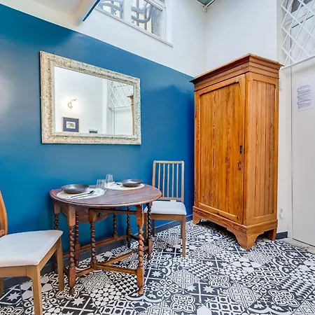 Vivilo Collection - Macelli Spanish Steps Апартаменты Рим