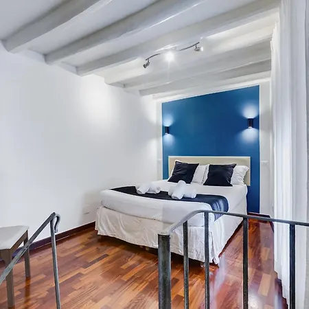 Vivilo Collection - Macelli Spanish Steps * Rome